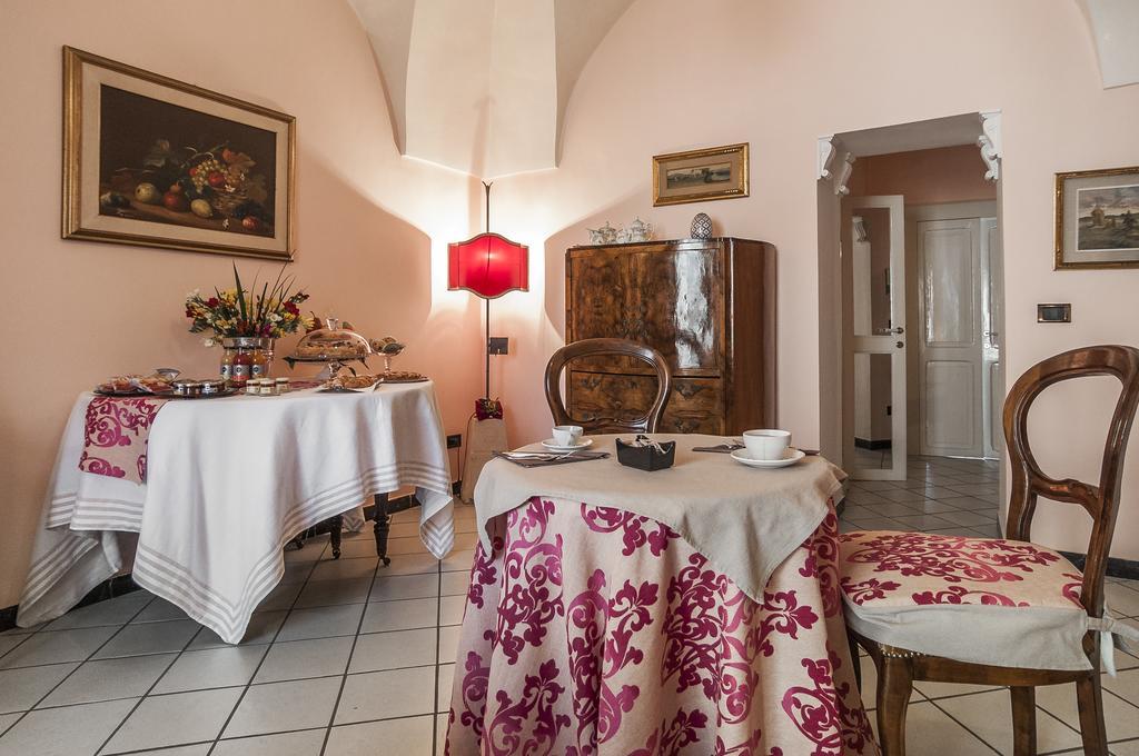 B&B La Corte Fondi Eksteriør billede