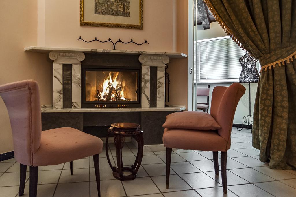 B&B La Corte Fondi Eksteriør billede