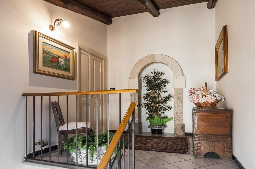 B&B La Corte Fondi Eksteriør billede